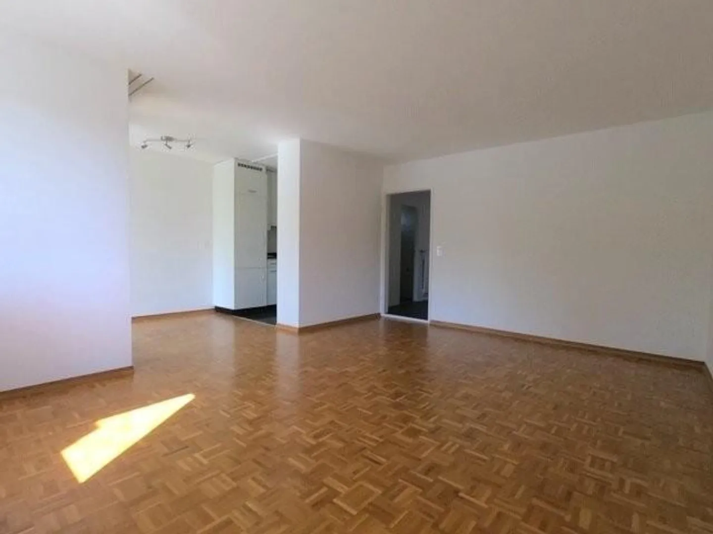 Charmante Wohnung in Moosseedorf - Foto 4 von 10