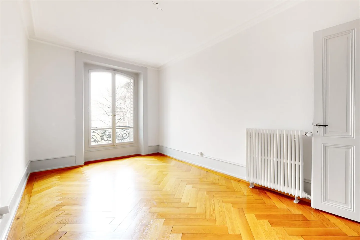 A unique frame - Photo 7 of 12