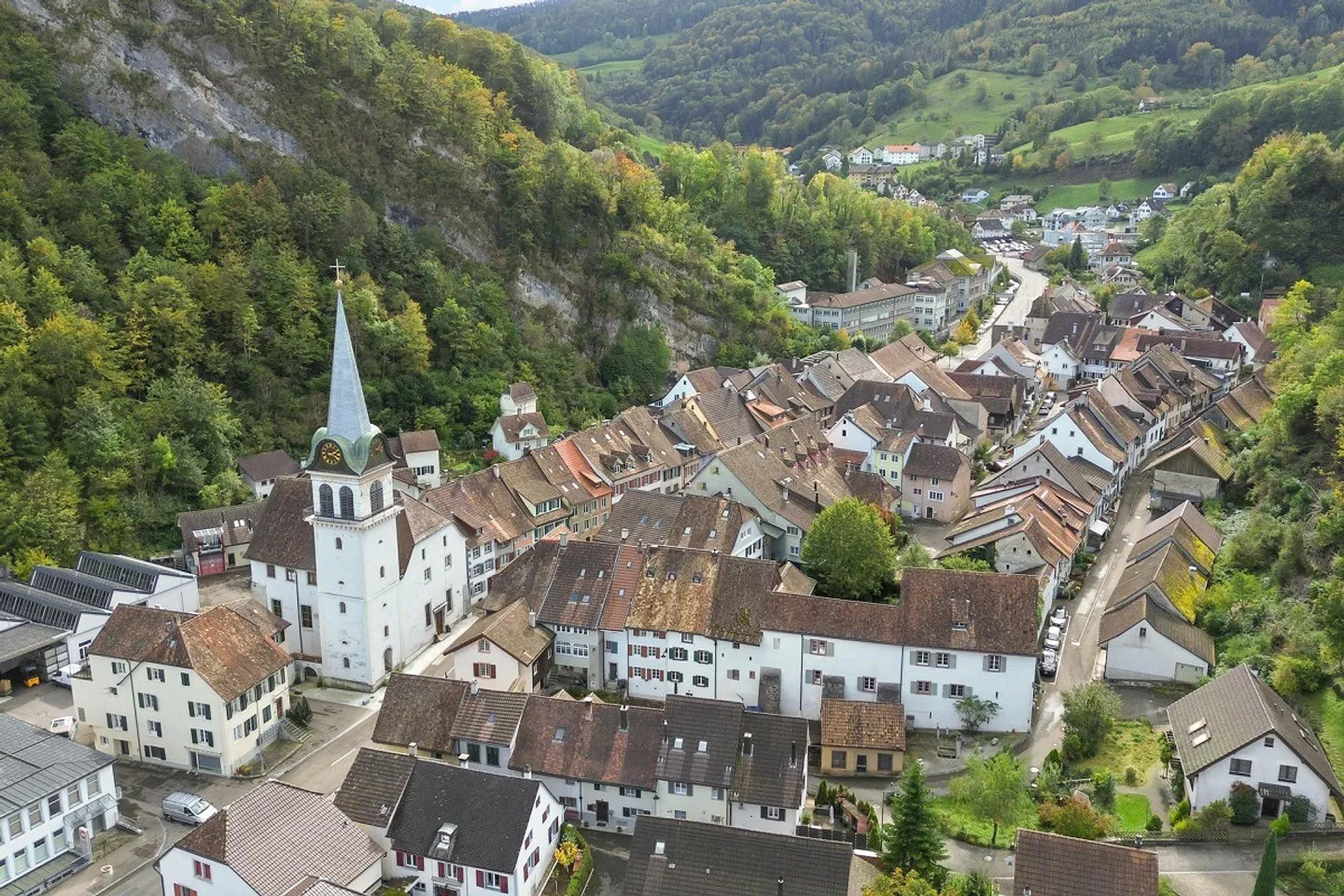 Renovated Old Town Ensemble in Waldenburg - Photo 26 of 28