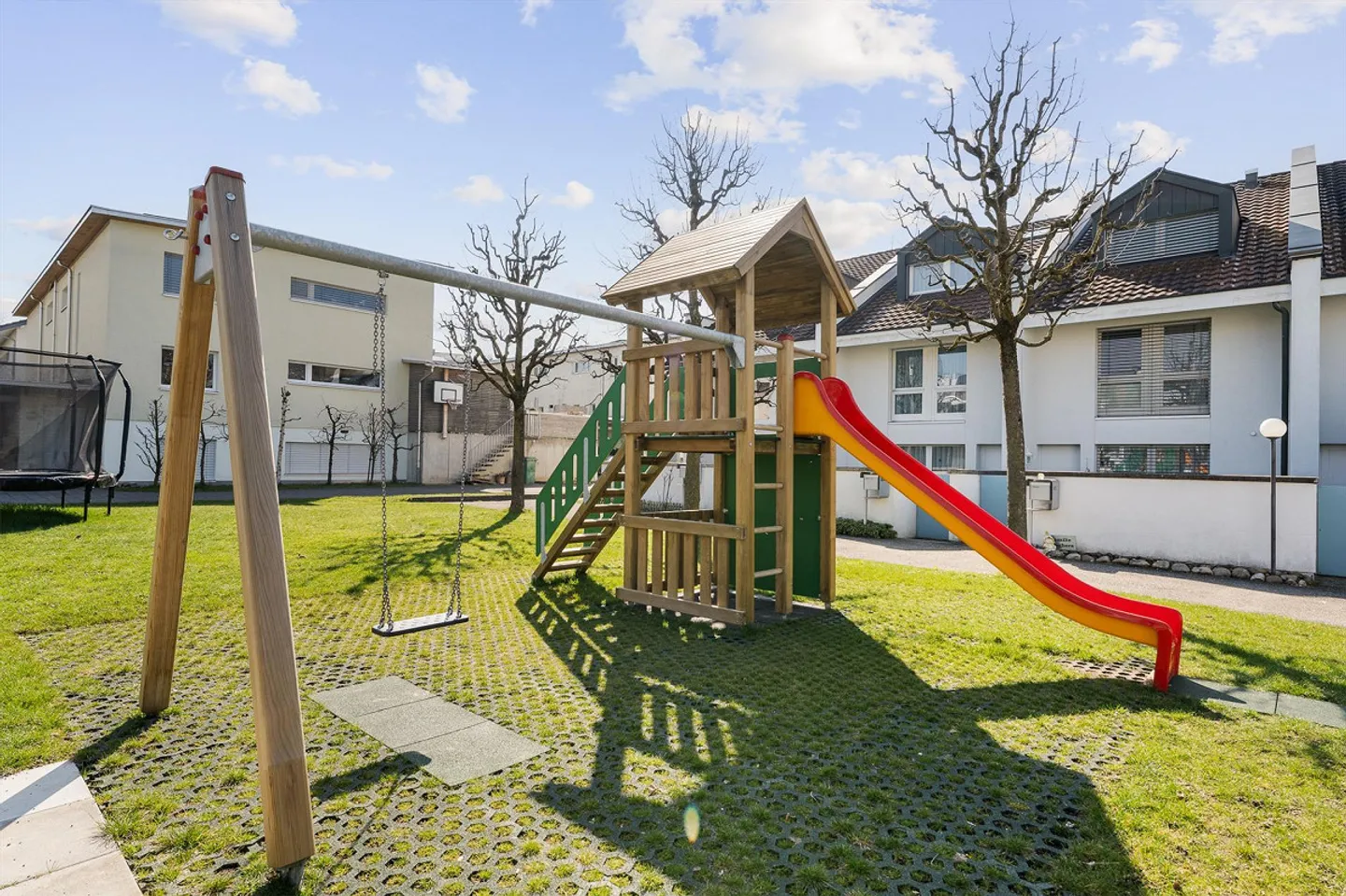 Miracle d'espace pour votre famille - vérifié par la banque et bien entretenu ! - Photo 26 sur 30