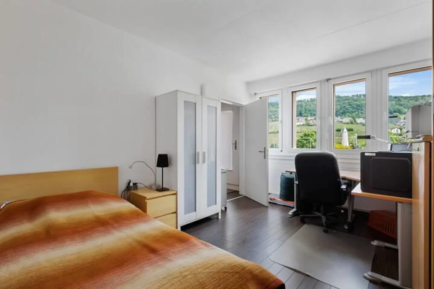 Stunning Loft with Huge Terrace - Photo 3 of 8