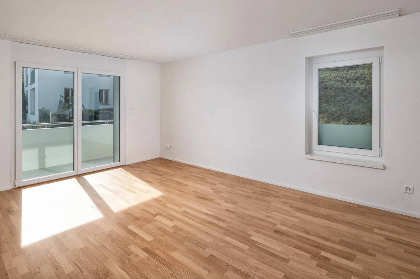 Modern Apartment with Lake View - Photo 1 of 7