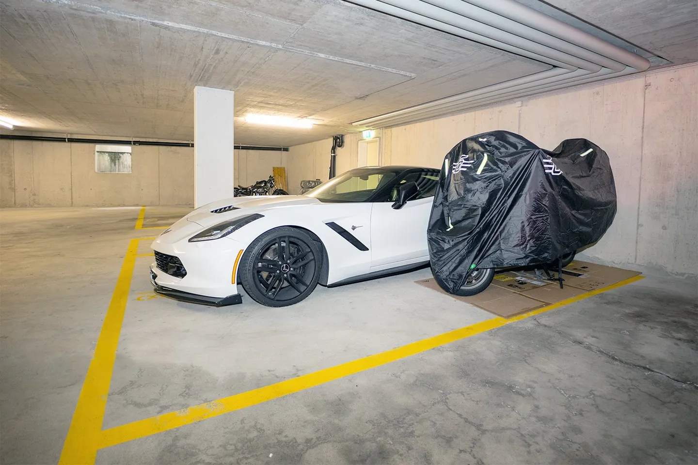 Attractive very large underground parking space, bright and friendly, for sale near Zurich - Photo 4 of 6