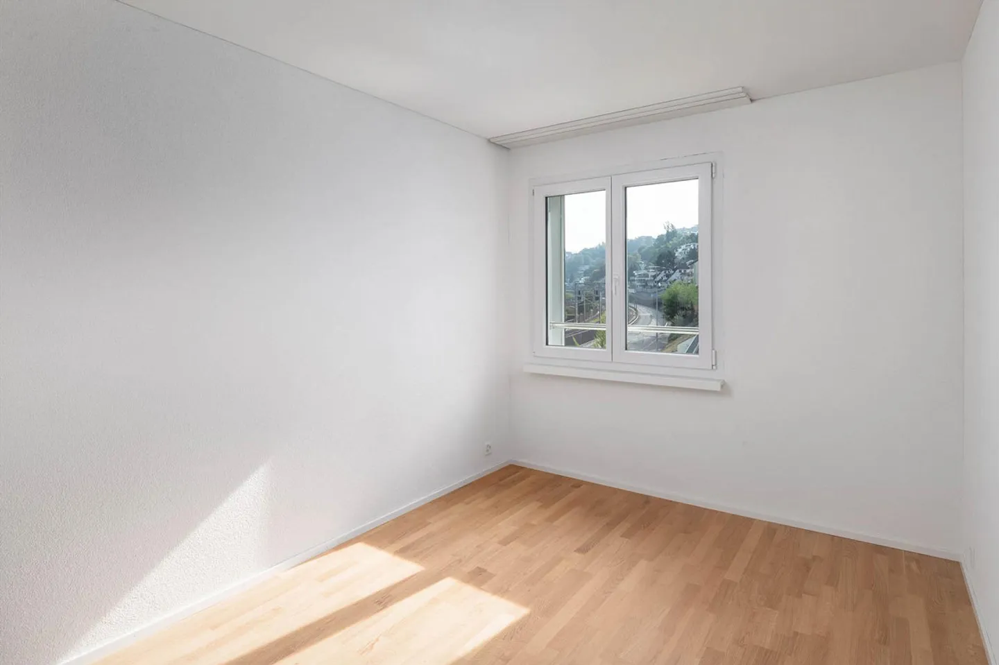 Modern Apartment with Lake View - Photo 2 of 7