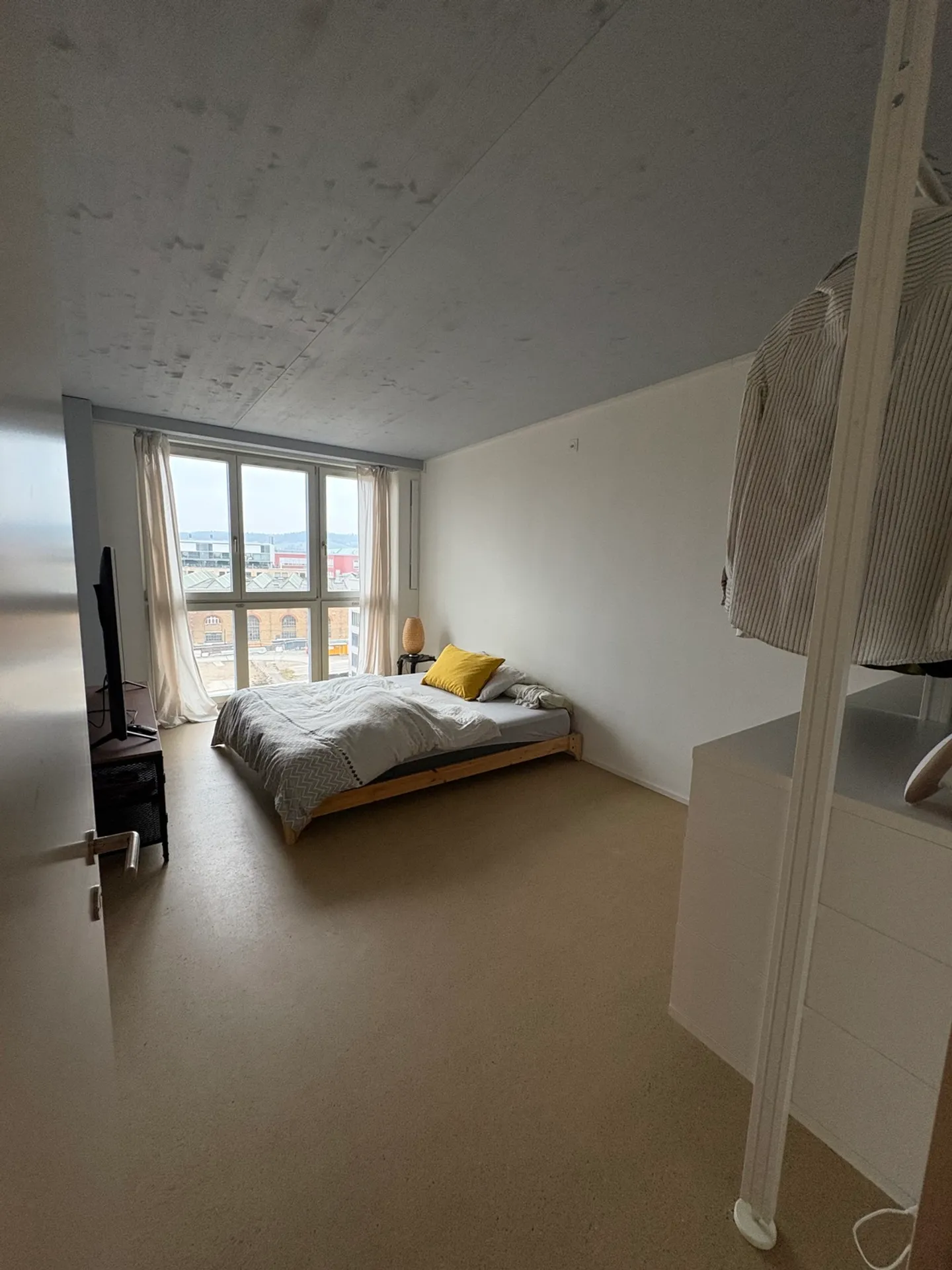 3½ ZI-WOHNUNG IN WINTERTHUR - STADT, MÖBLIERT, TEMPORÄR - Foto 5 von 8