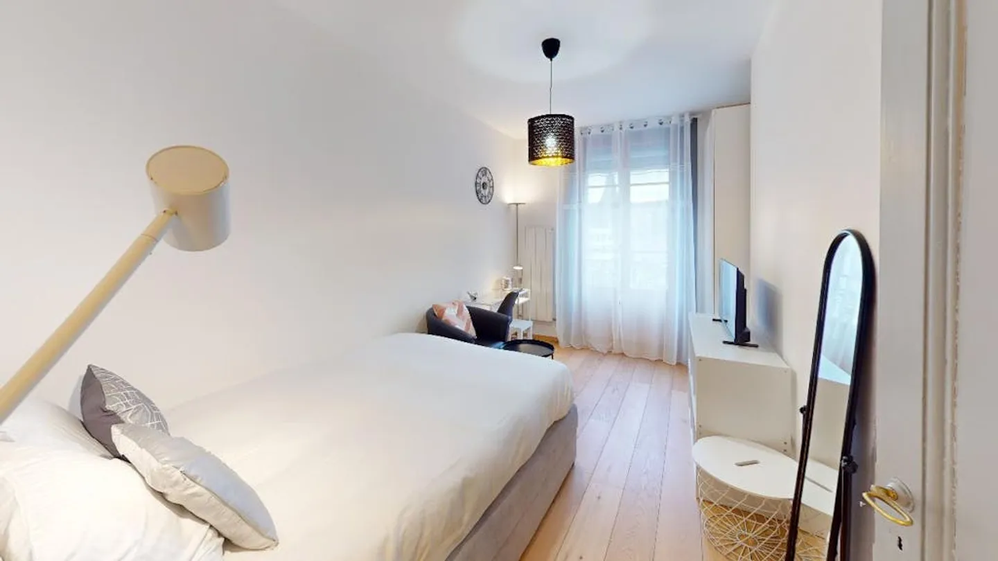 Appartement à louer - Photo 2 sur 5