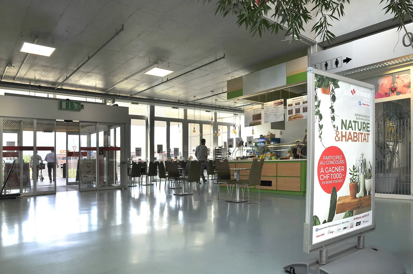 Opportunity - Restaurant Space in the Heart of Antzère Centre - Photo 4 of 4