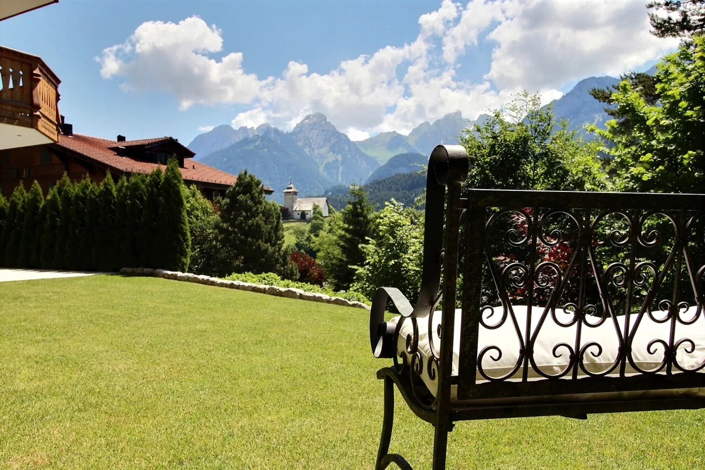 Château-d'Oex - Appartement d'exception avec vaste jardin privatif - Photo 11 sur 12