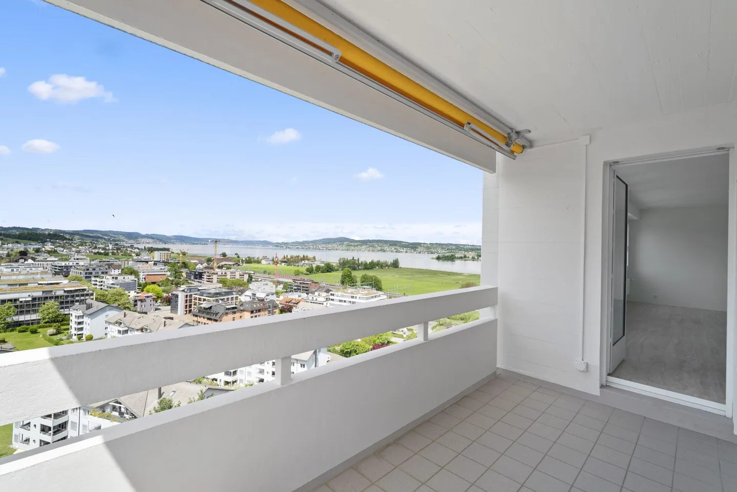 5.5 Room Penthouse Apartment with Breathtaking Mountain and Lake View - Photo 1 of 14