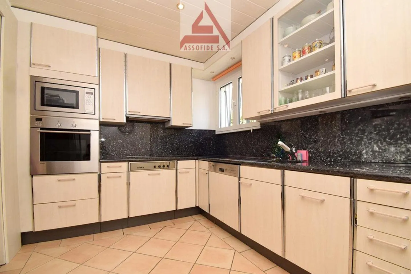 Maison de 5 pièces - Photo 3 sur 6