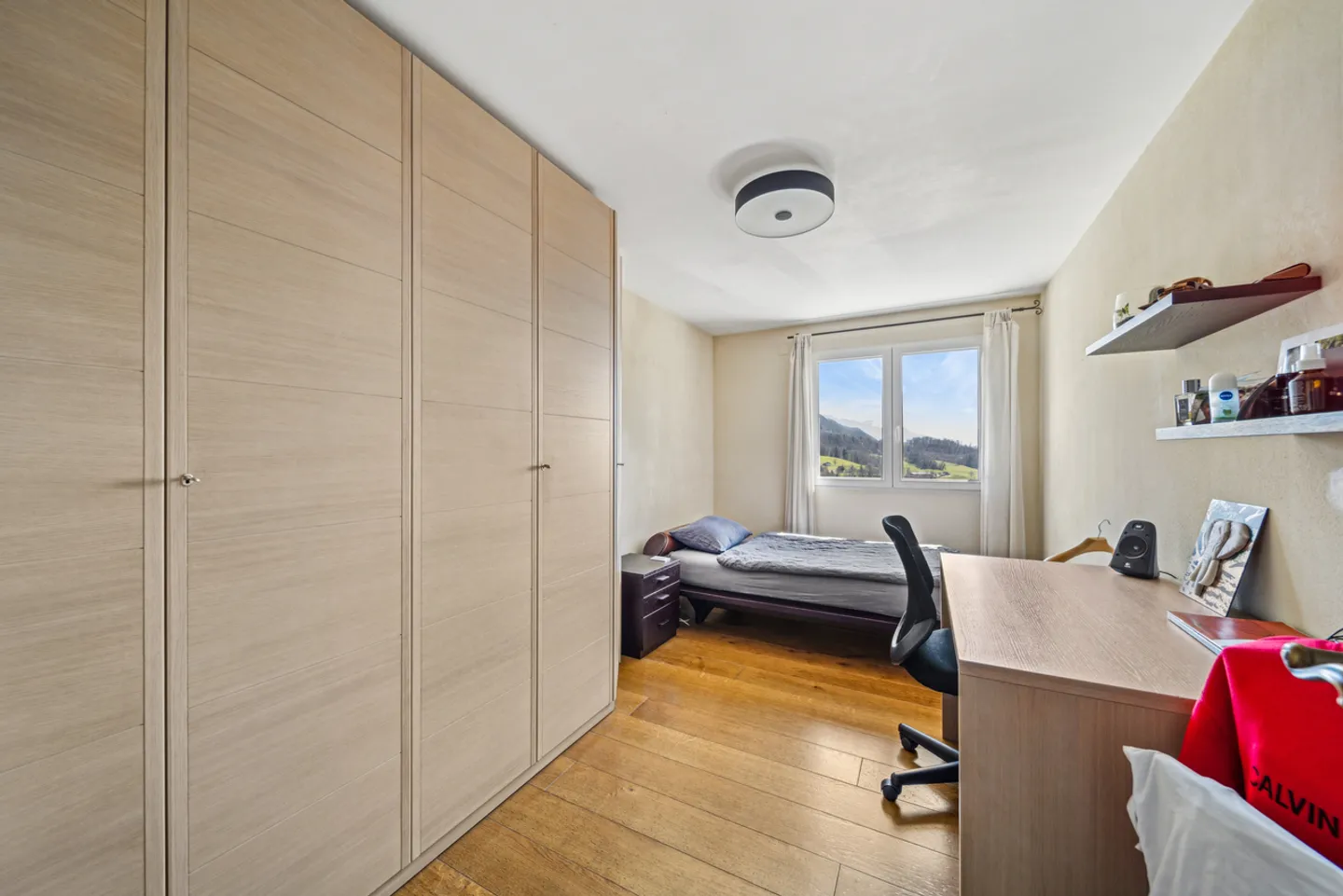 Row house for sale - Photo 9 of 20