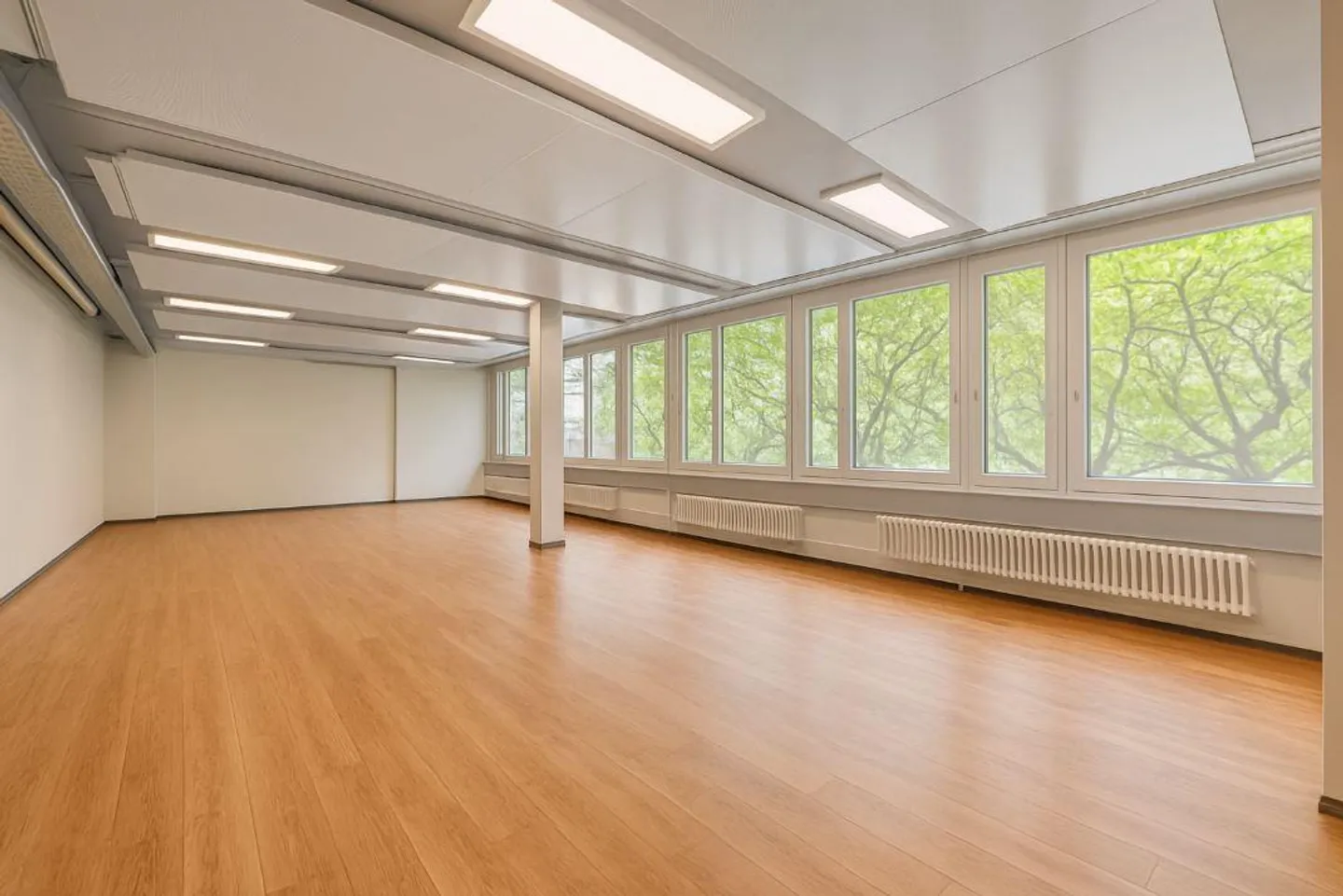 Spacious office space in prime location in Baden - Photo 3 of 6