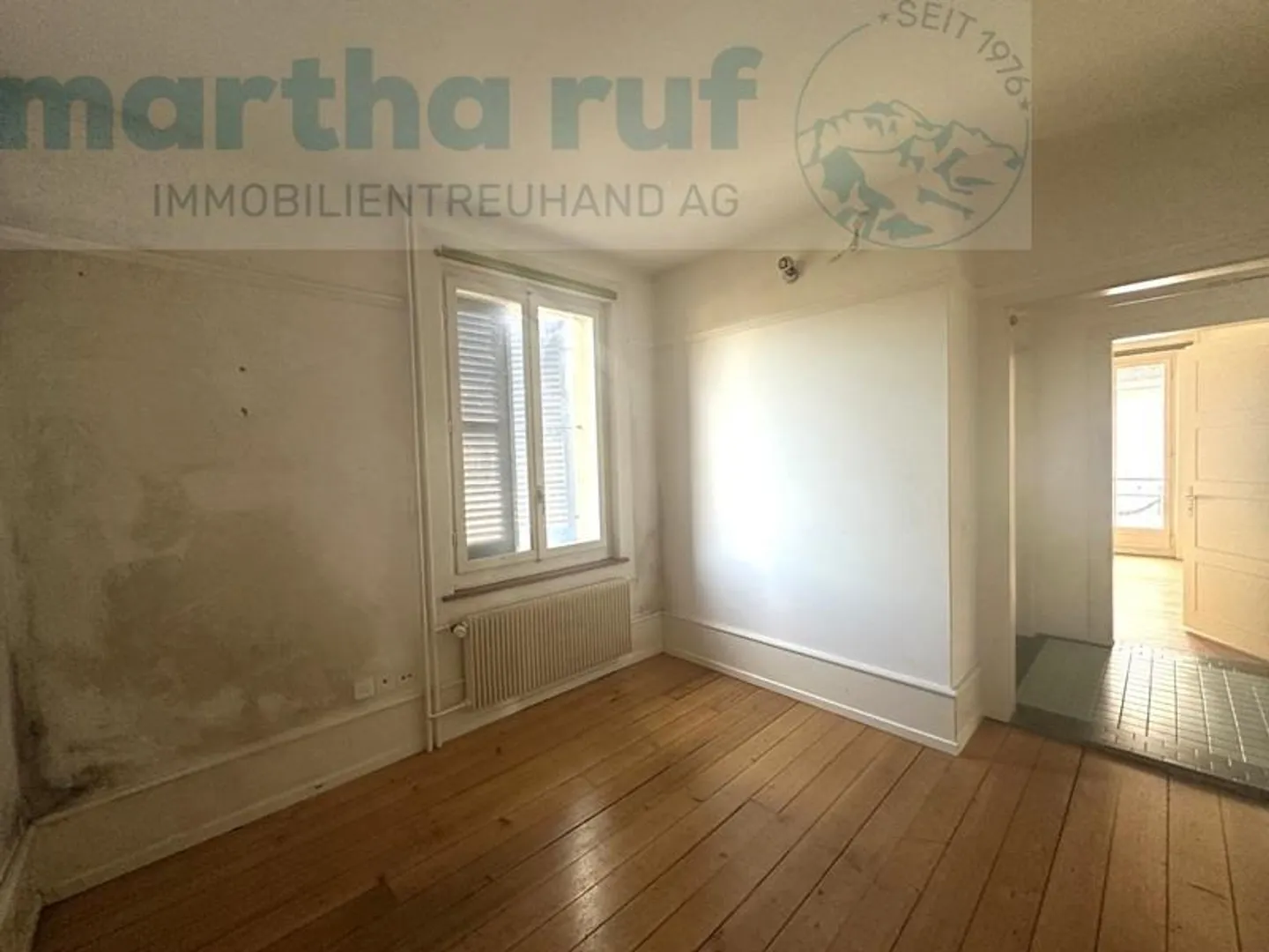 Zentral und sonnig gelegenes 3-Familienhaus mit viel Potenzial - Foto 10 von 23