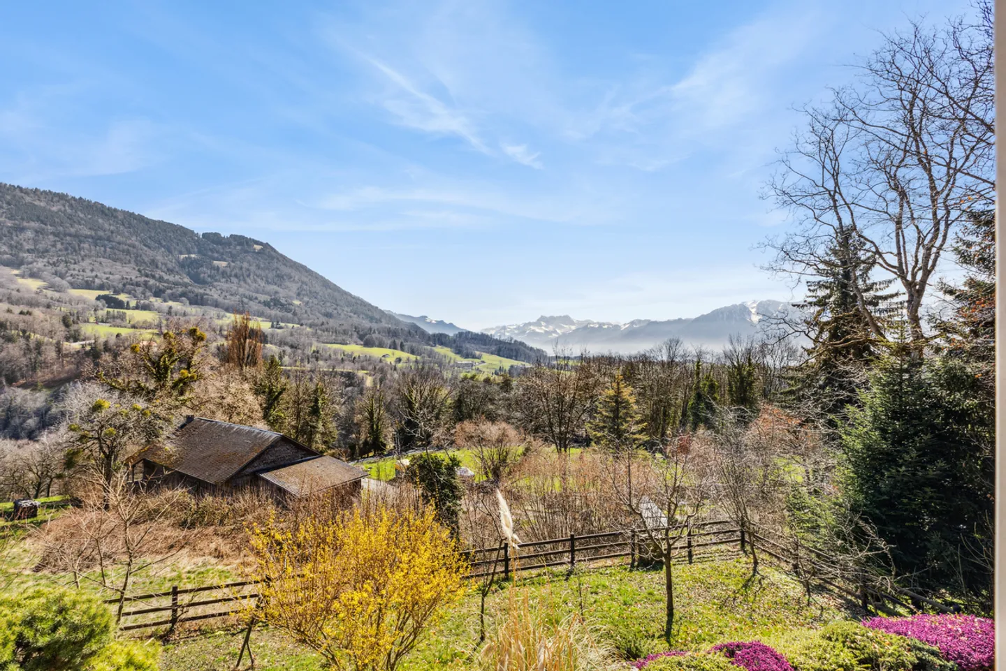 Row house for sale - Photo 20 of 20