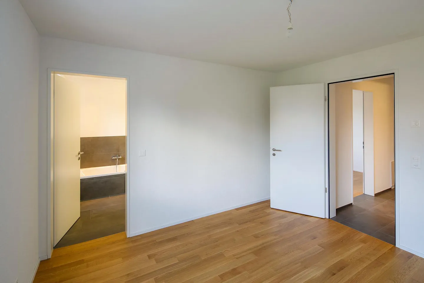 3,5 Wohnung an ruhiger, zentraler Lage - Foto 7 von 8