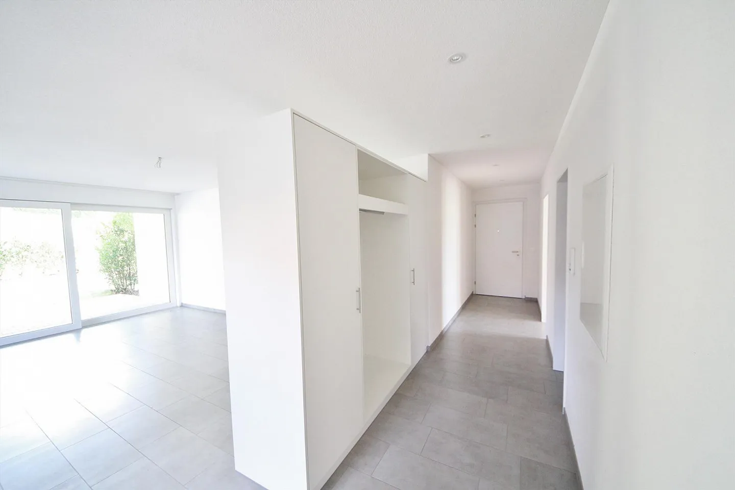 Appartamento tranquillo di 3 ½ locali al piano terra con giardino - Foto 4 di 7