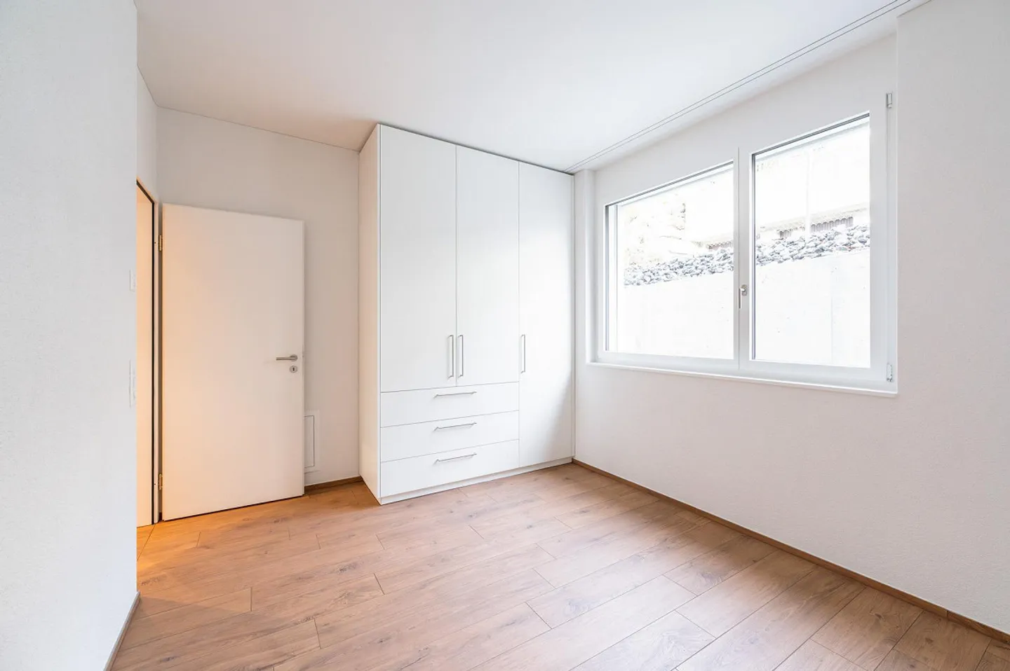 3.5 Room Apartment - Photo 4 of 12