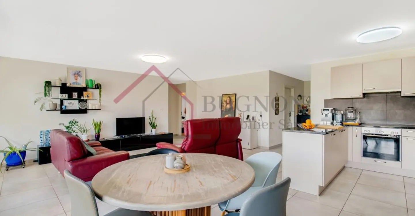 Appartement moderne 4,5 pièces - Photo 3 sur 12