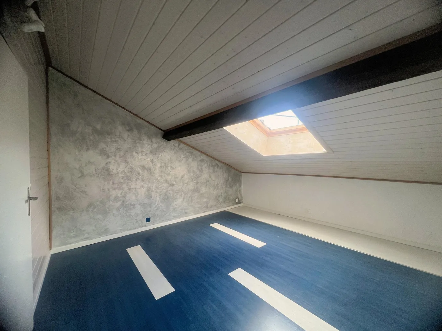 Charming apartment in the heart of the village of Marin - Photo 8 of 8