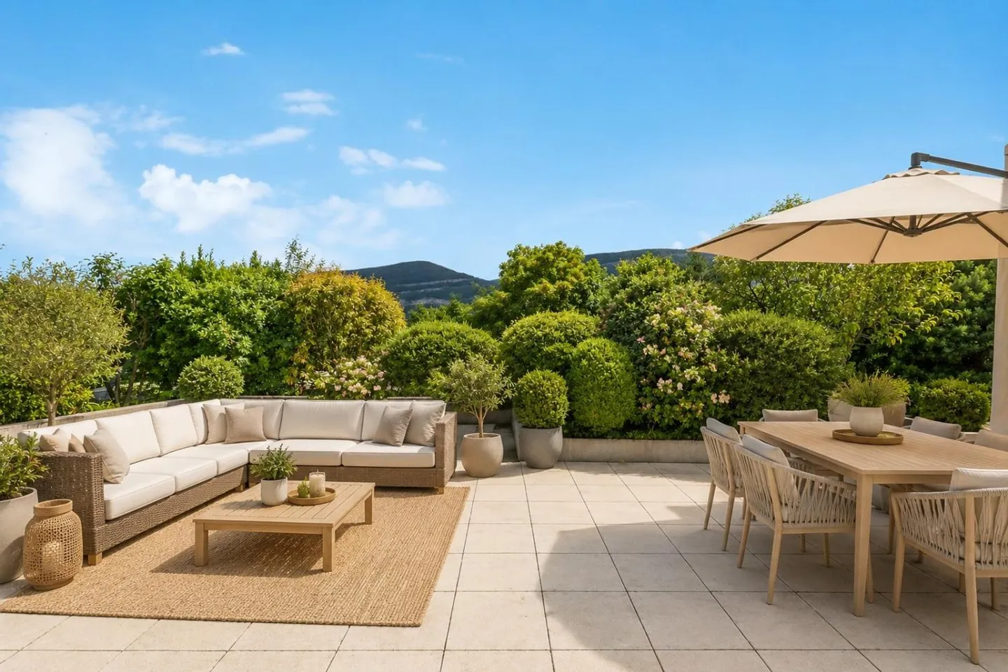 Wunderschöne durchgehende Penthouse mit großzügigen Außenbereichen - Foto 2 von 13