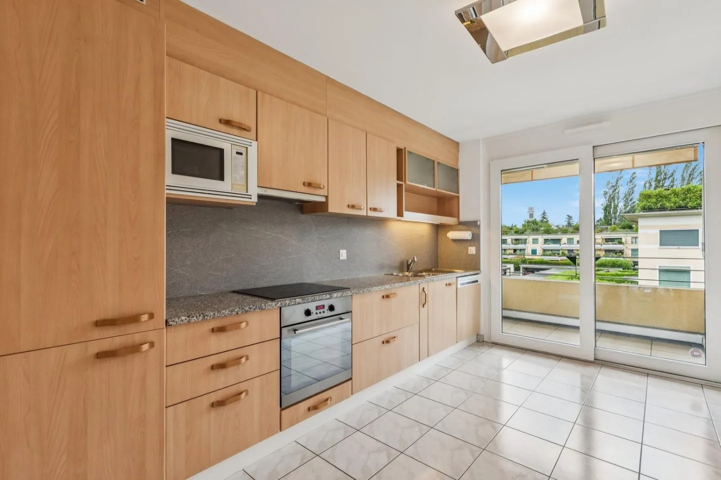 Wunderschöne durchgehende Penthouse mit großzügigen Außenbereichen - Foto 4 von 13