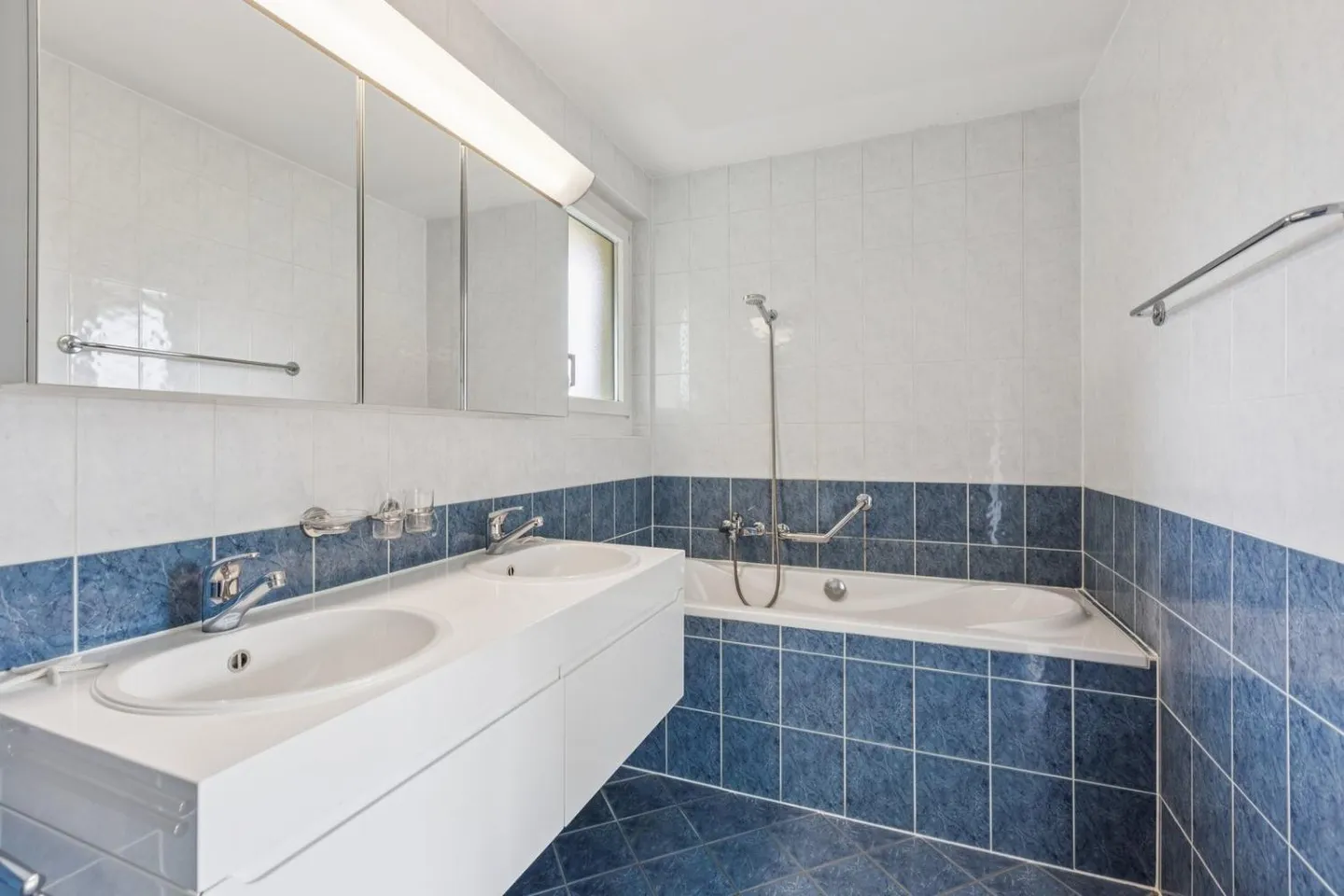 Wunderschöne durchgehende Penthouse mit großzügigen Außenbereichen - Foto 11 von 13