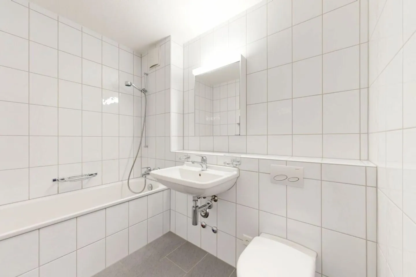 Belle appartement de 3 pièces près de la ville - Photo 2 sur 9