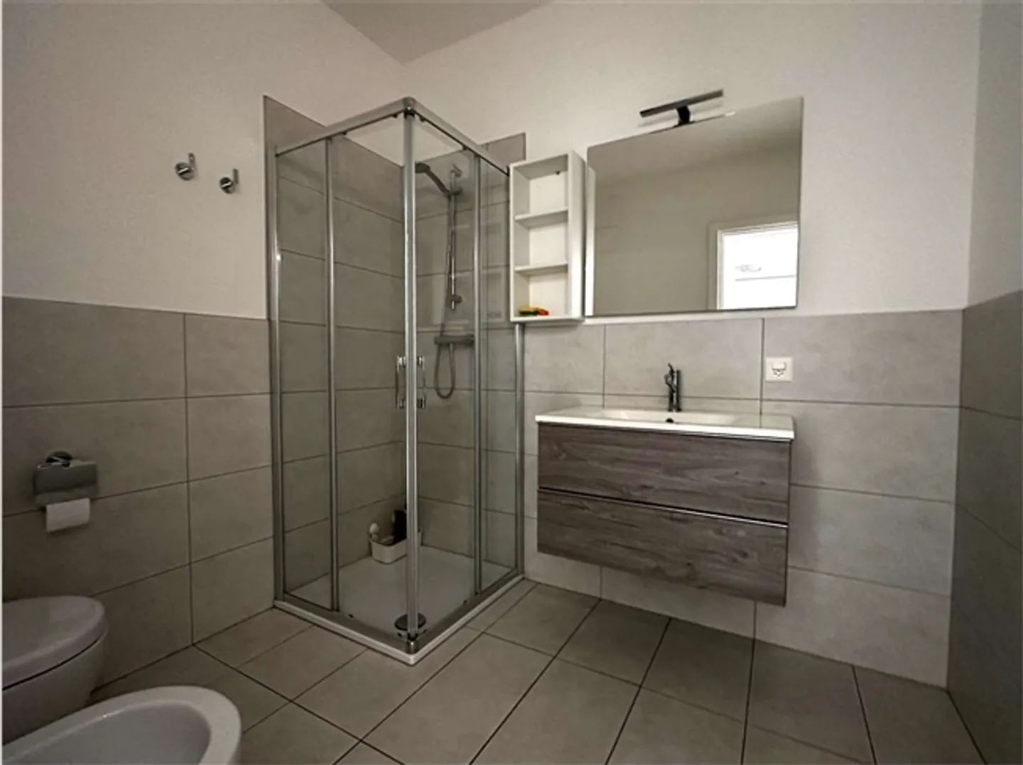 «Helle, komplett eingerichtete 2,5-Zimmer-Wohnung mit großer Terrasse» - Foto 9 von 13