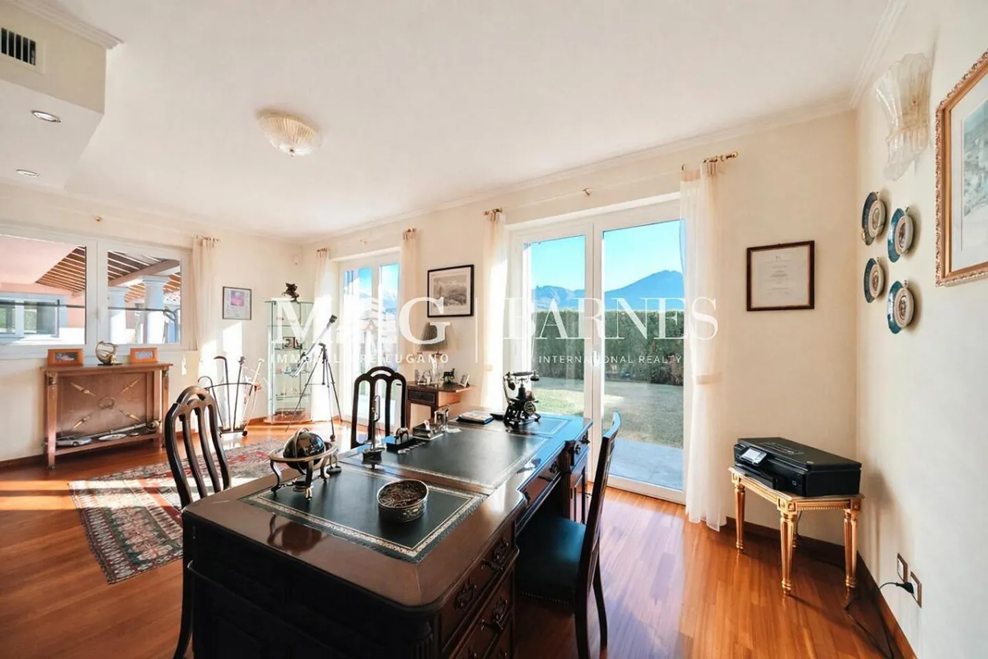 Villa élégante avec piscine et dépendance - Photo 20 sur 30