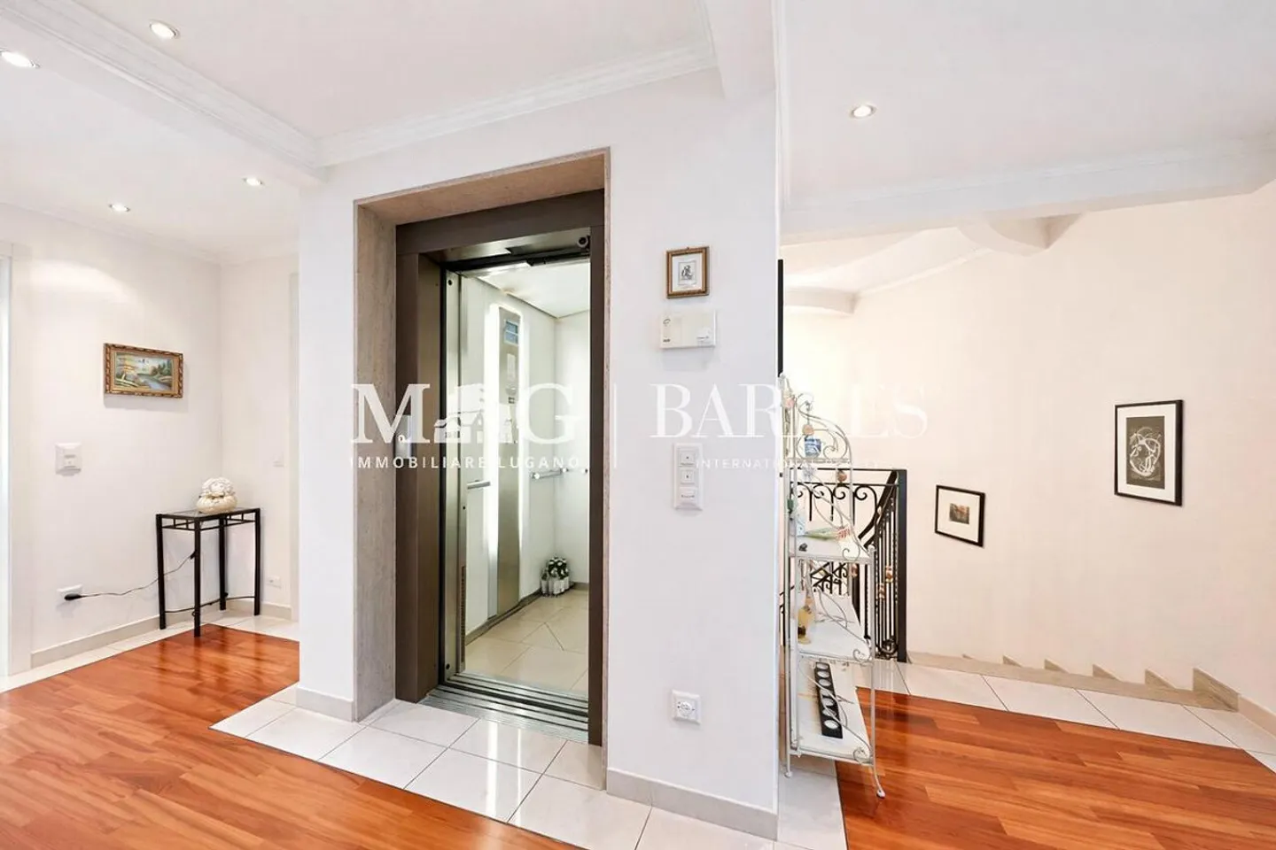 Villa élégante avec piscine et dépendance - Photo 21 sur 30