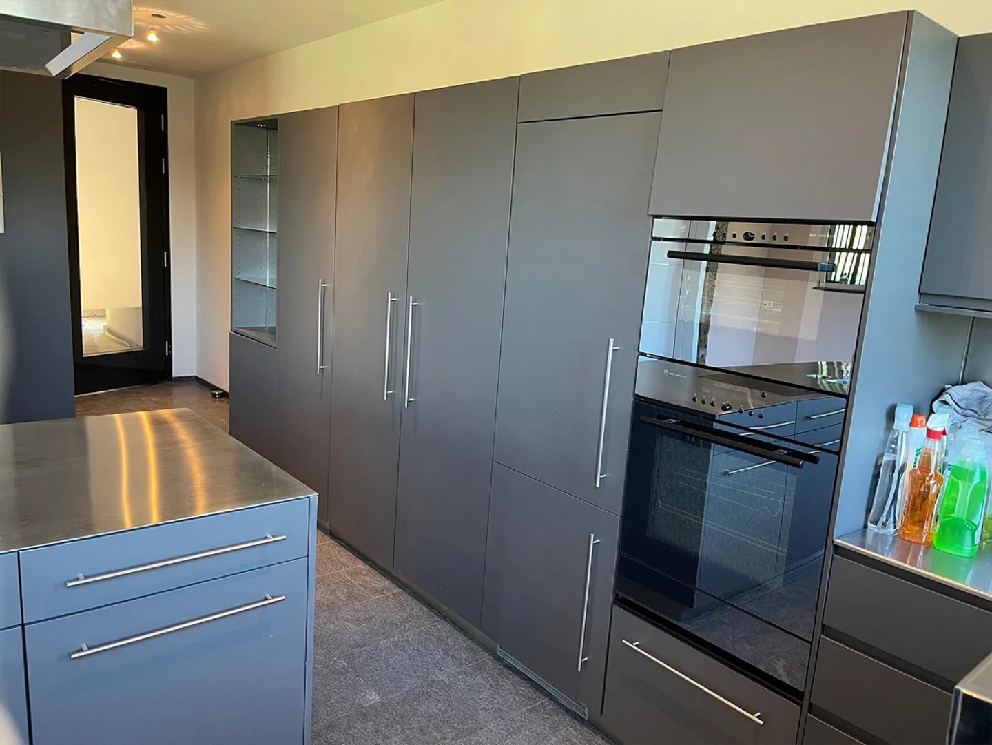 Appartement 2 1/2 pièces avec charme équestre - Photo 4 sur 10