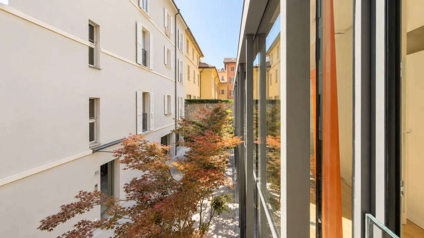 Contemporary Architecture in the Historic Center of Lugano - Photo 12 of 17
