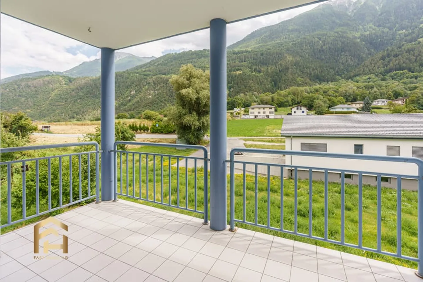 Appartamento tranquillo di 4,5 stanze ad Agarn con spazio giardino - Foto 11 di 13