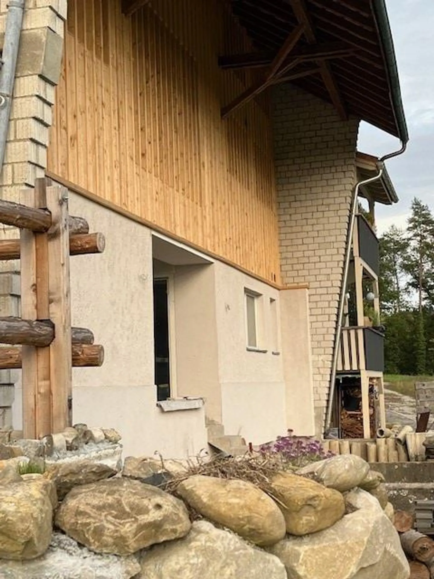 Appartement 2 1/2 pièces avec charme équestre - Photo 9 sur 10