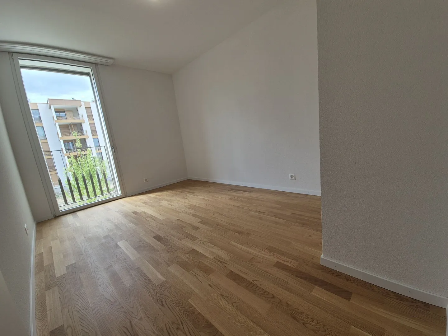 Appartement spacieux 4.5 pièces - Photo 6 sur 14