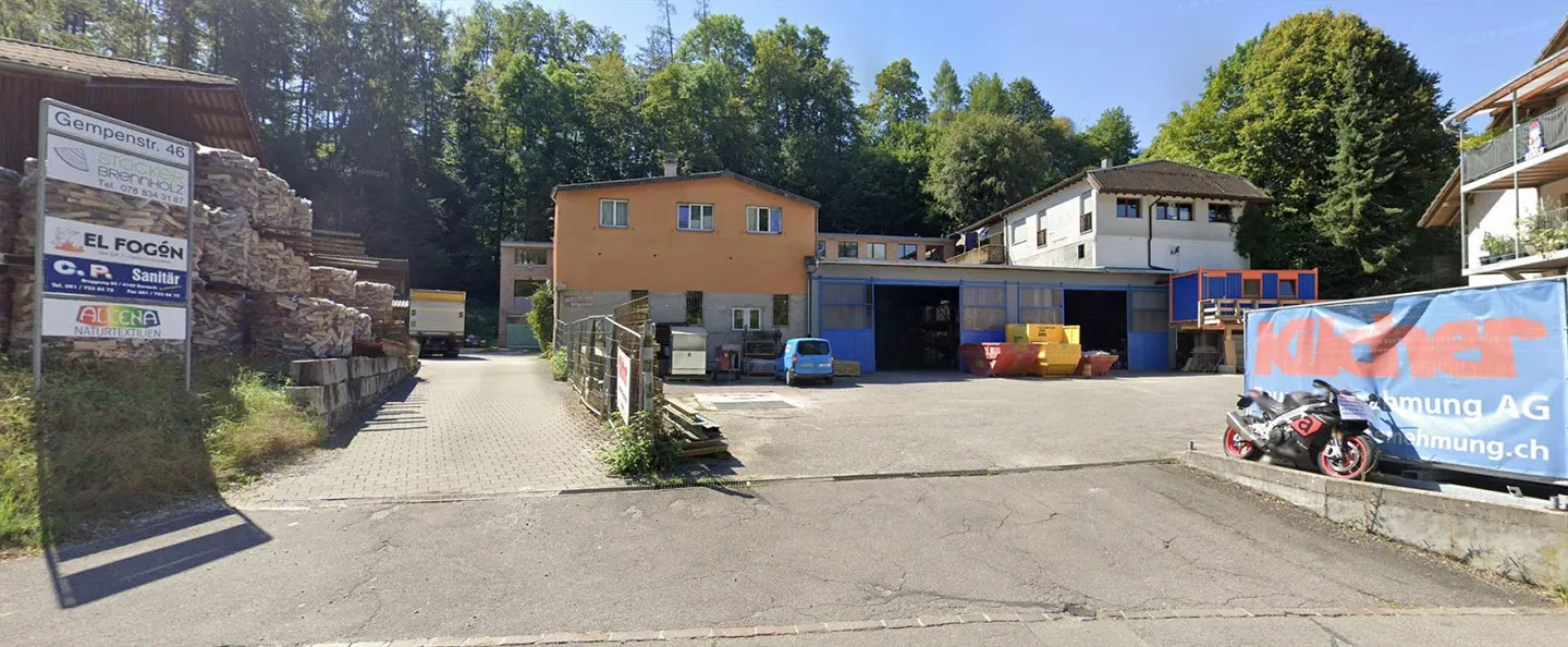 Spacious storage area with goods lift and office – 800 m² over three floors - Photo 1 of 1