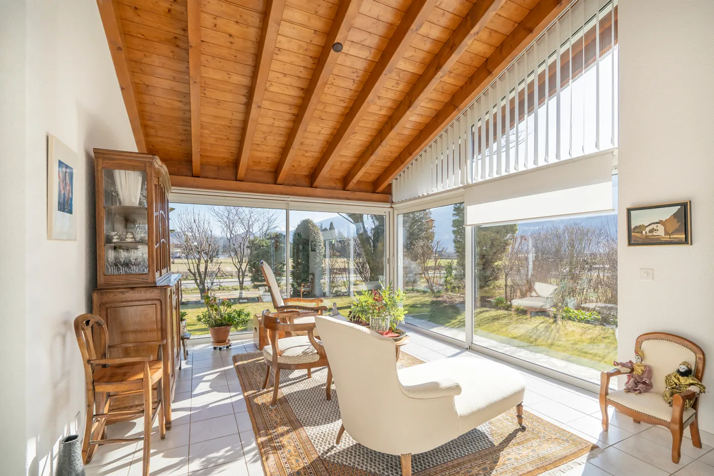 Il tuo angolo di pace a Vétroz - villa con piscina e grande giardino - Foto 2 di 12