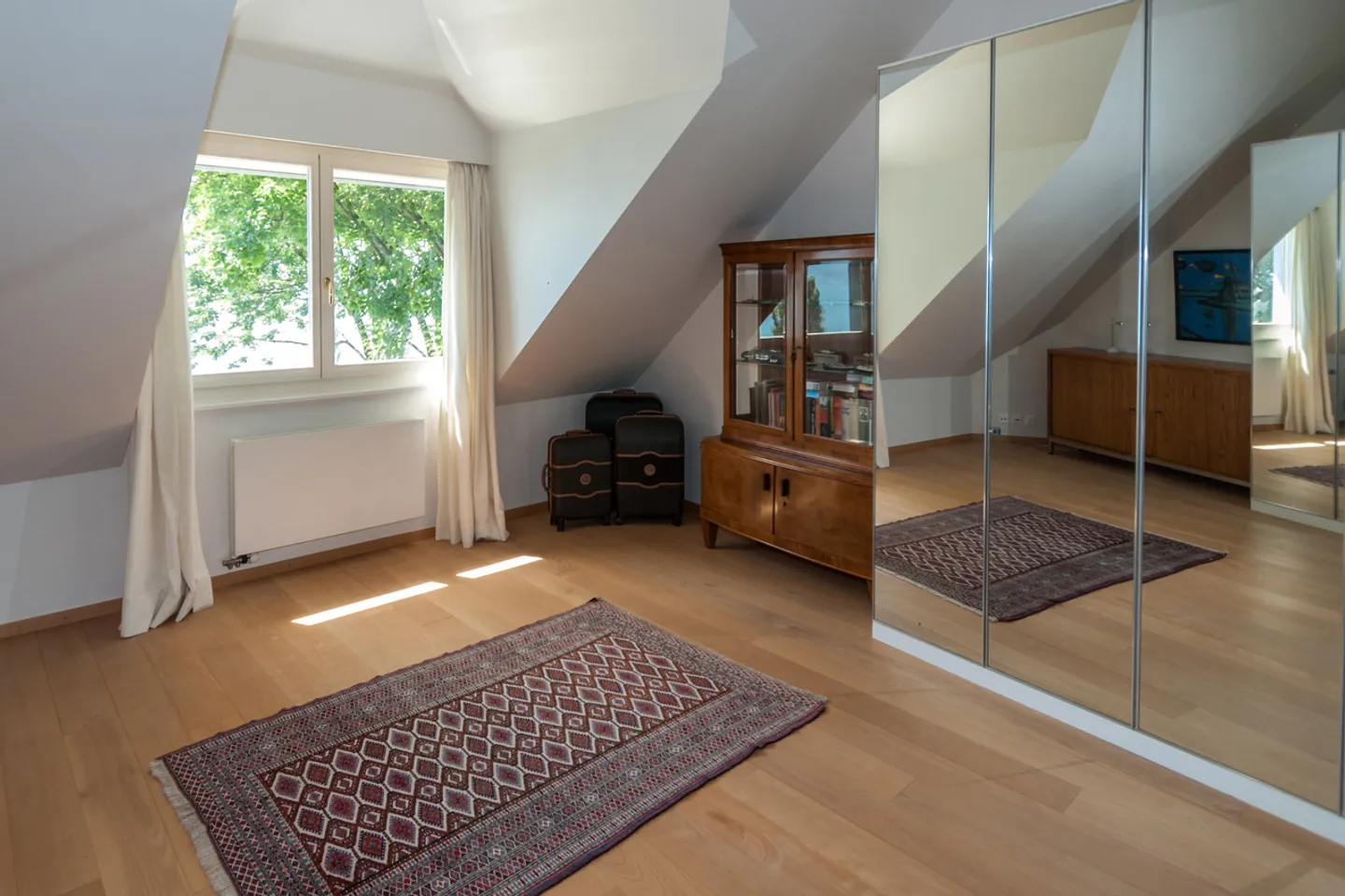 Luxurious house with lake view - Photo 12 of 22