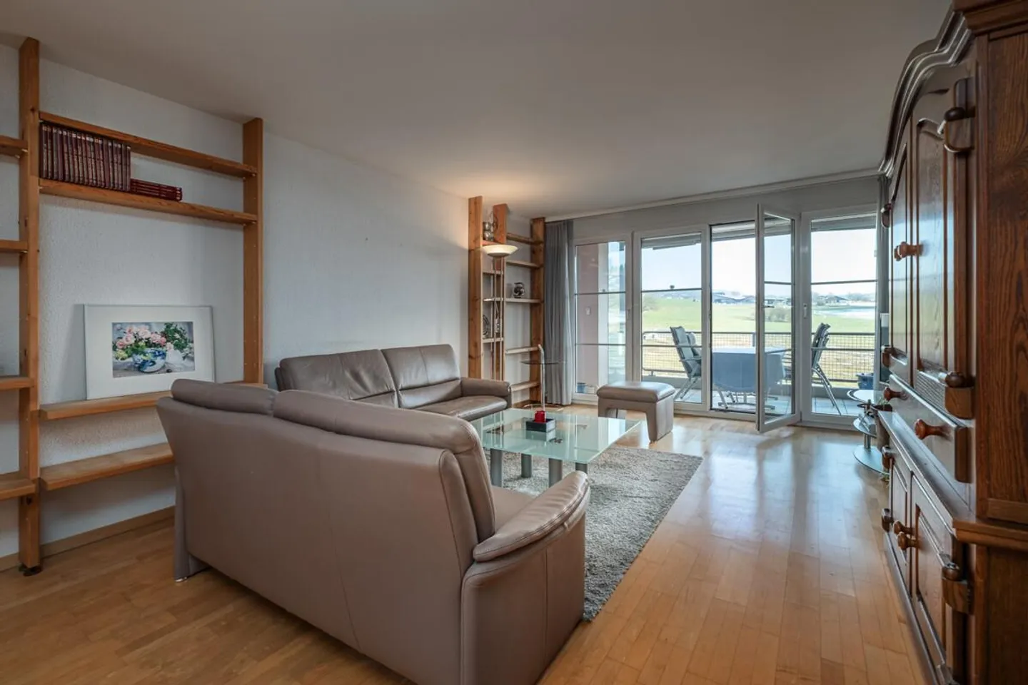 Charming Apartment with Scenic Views - Photo 5 of 14