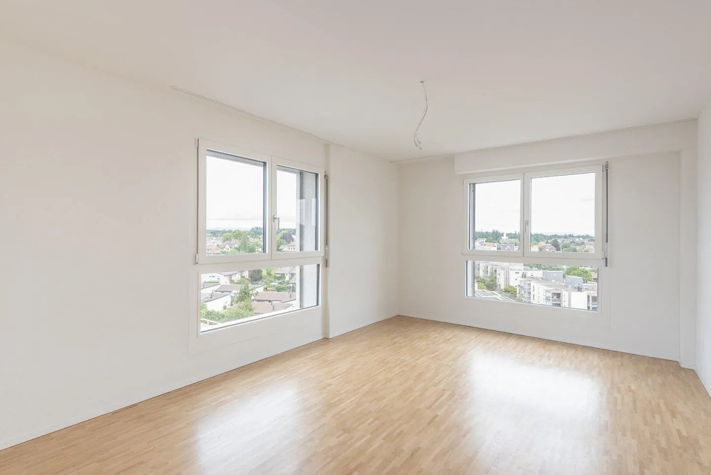 Spacious 5.5-room apartment with a view - Photo 3 of 12