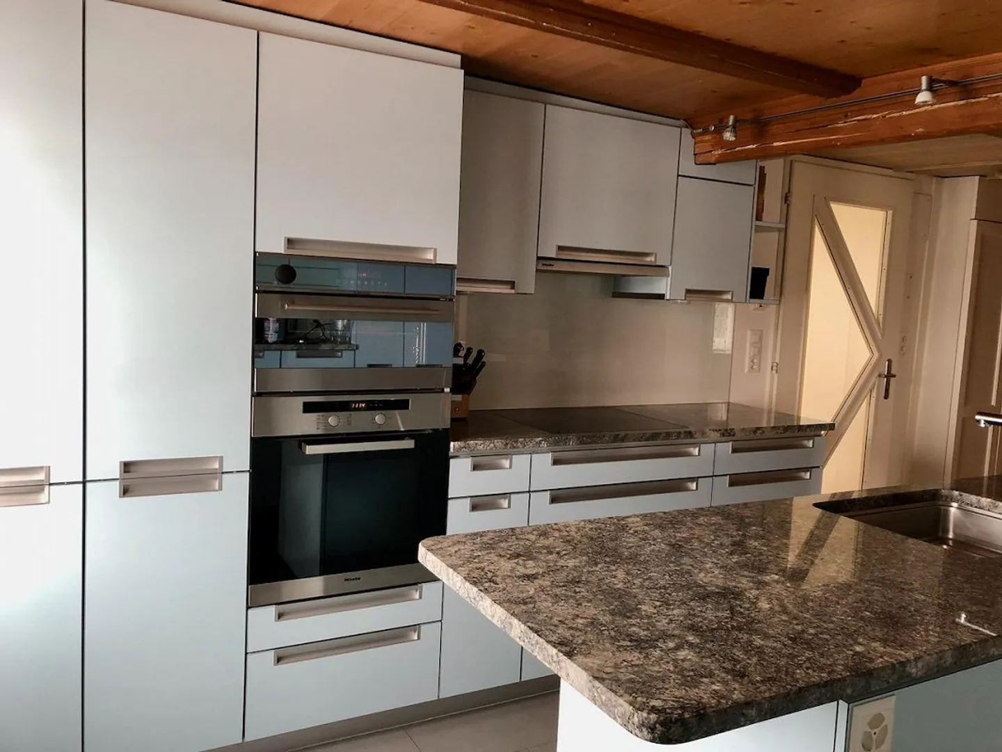 We rent an 8-room single-family house in the center of Ganterschwil - Photo 6 of 13