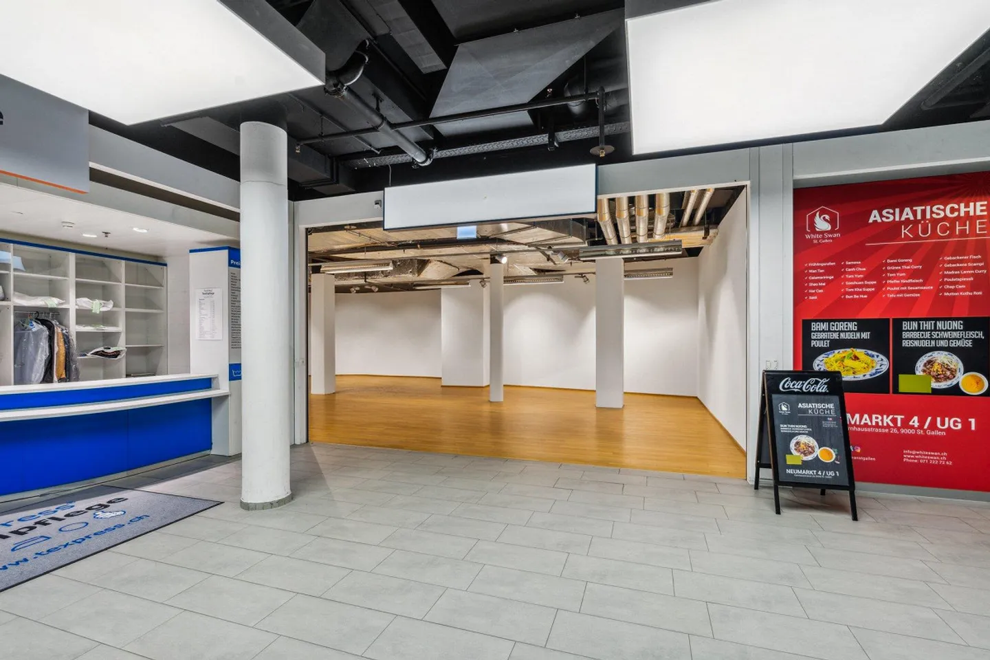 Commercial space or PopUp on the ground floor of Neumarkt 4 - Photo 2 of 6