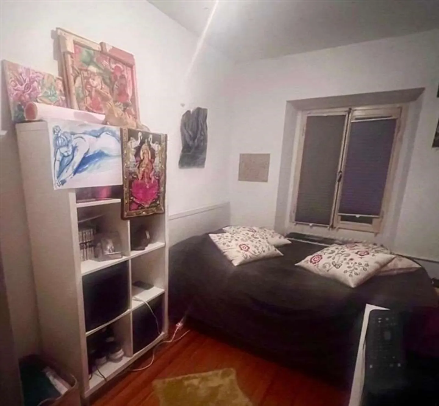 Single-family house with garden and parking space - Photo 10 of 16