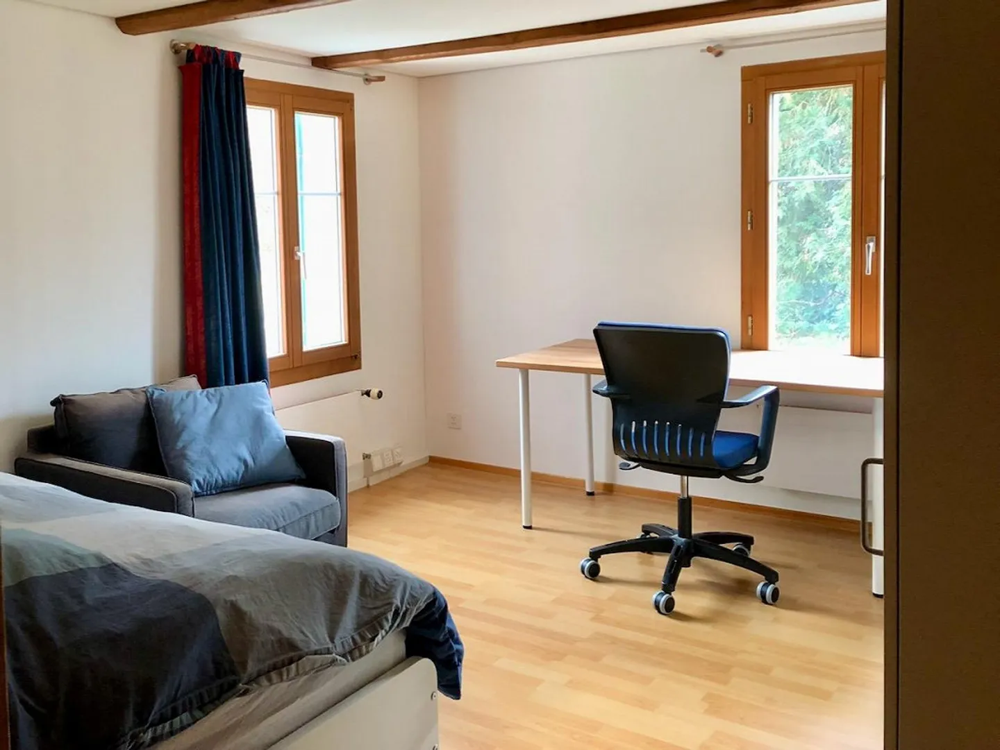 We rent an 8-room single-family house in the center of Ganterschwil - Photo 13 of 13