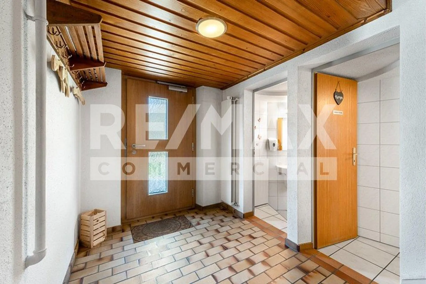 Charming B&B with Restaurant - Photo 10 of 13