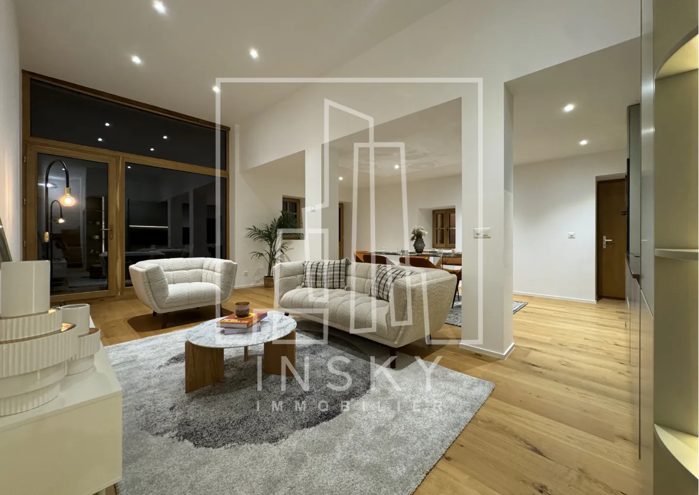 Renoviertes Familienhaus mit Garten - Foto 1 von 8
