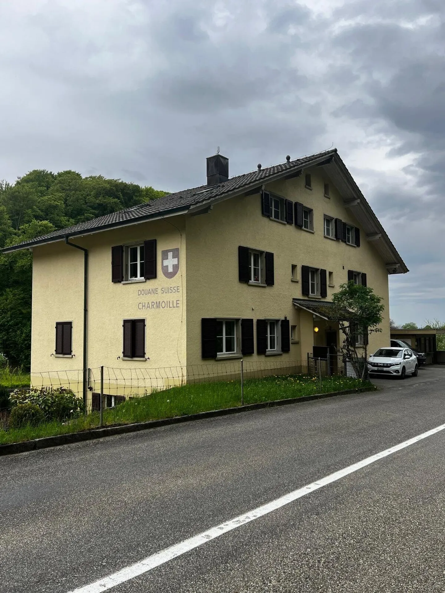 Charmantes Mietgebäude - Foto 1 von 13