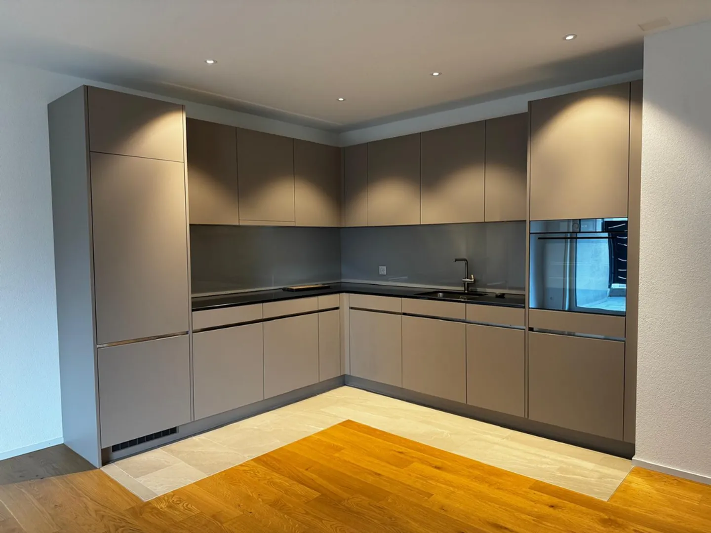 Appartamento moderno di 4,5 stanze - Ora con 1 mese di affitto gratuito! - Foto 1 di 7