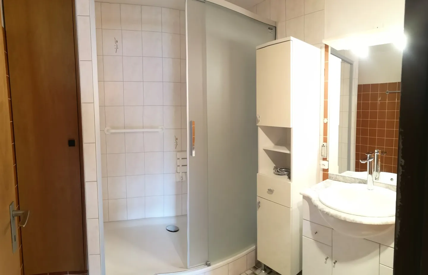 For sale in Delémont: 3.5-room apartment with private garage, city view - Photo 17 of 28