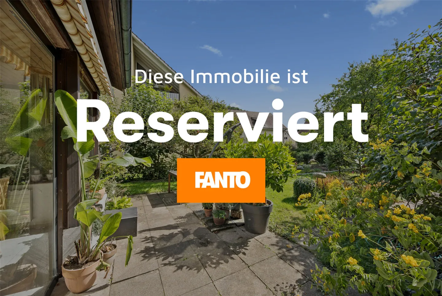 Familienhaus mit grossem Garten - Foto 1 von 13